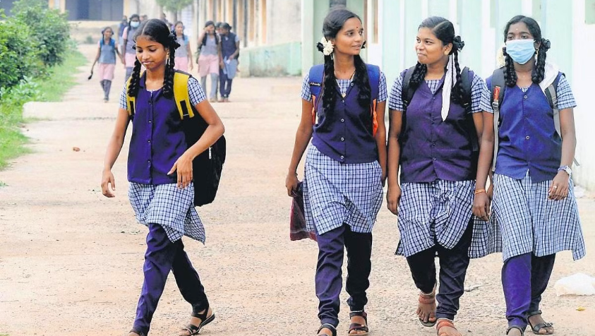கோடை விடுமுறைக்கு பிறகு.. தமிழகத்தில் பள்ளிகள் திறப்பு எப்போது 2023? | School Reopen Date 2023 in TamilNadu