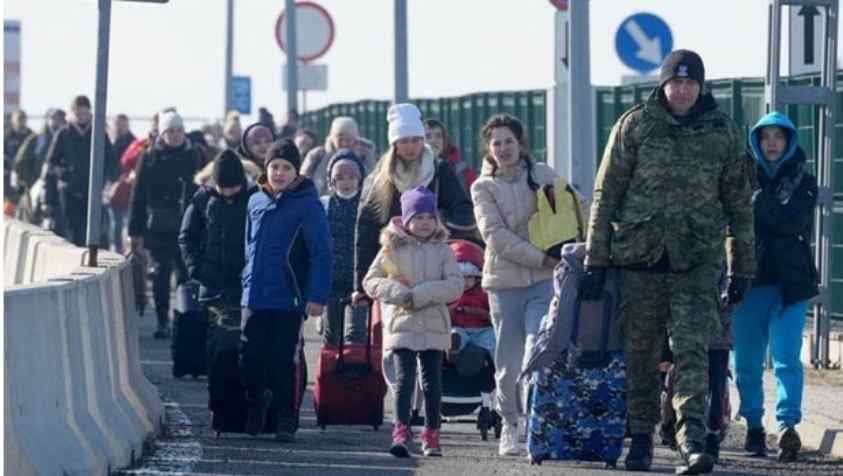 Ukraine People Return Home: மீண்டும் சொந்த நாடு திரும்பும் உக்ரைன் மக்கள்.!