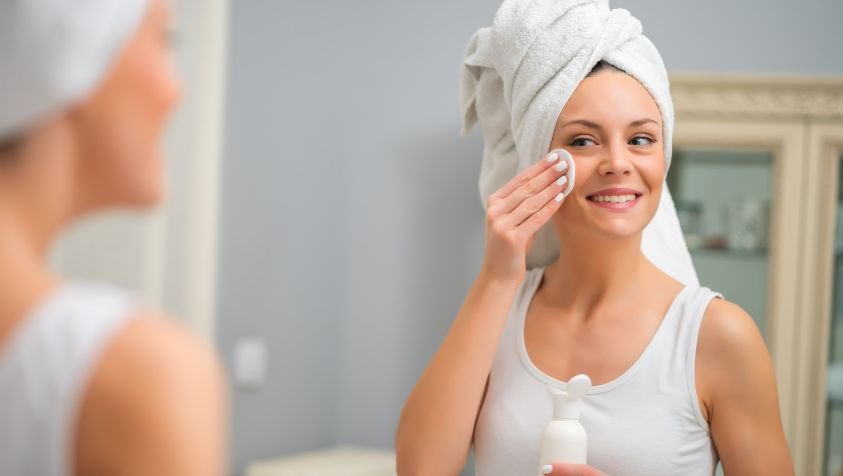 இயற்கையான  முறையில் சருமத்தை சுத்தம் செய்வது எப்படி ?|How to clean skin naturally?