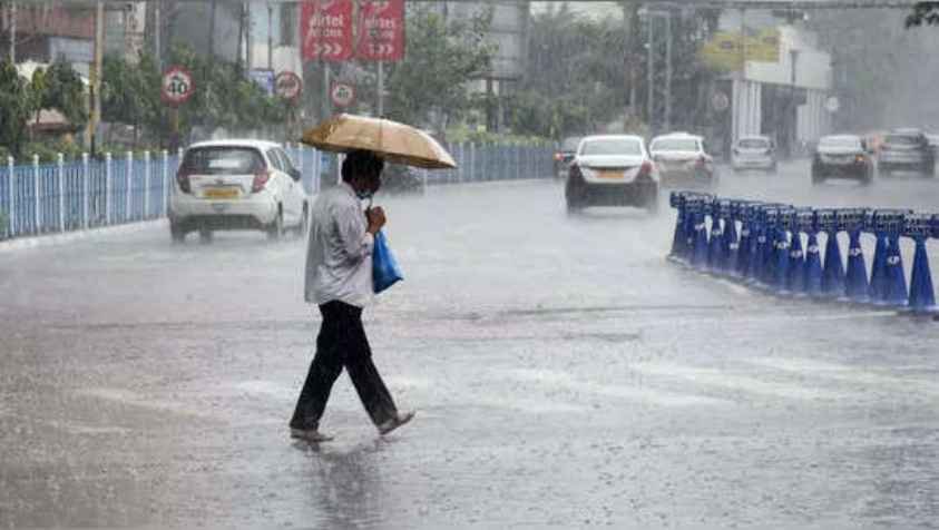 வெளித்து வாங்கப் போகும் கனமழை.! உஷாரா இருந்துக்கோங்க..